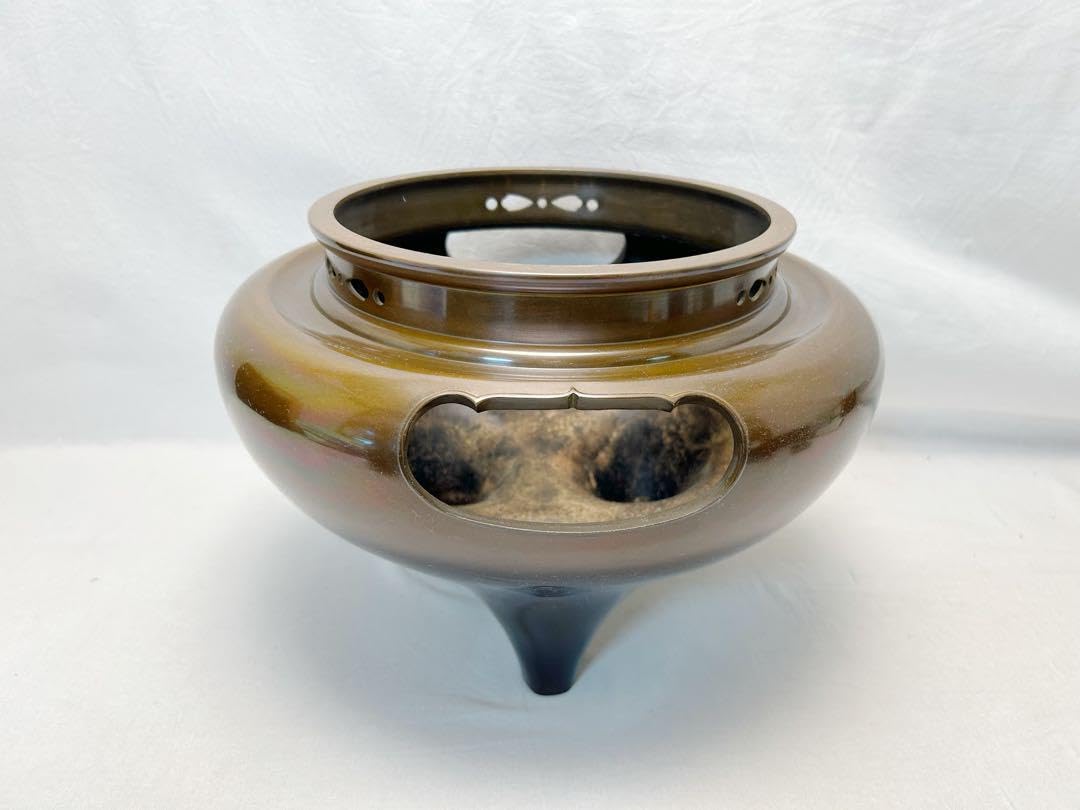 ほぼ未使用 茶道具 唐銅朝鮮風炉 人間国宝 高橋敬典釜添  铸師秀峰作 敷板共箱 Amazon.co.jp: 茶道具 唐銅朝鮮風炉 人間国宝 高橋敬典釜添 铸師